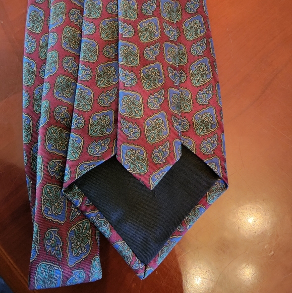Yves St Laurent neck tie - Picture 3 of 7